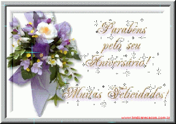 <b><center>Feliz aniversário</b></center>
